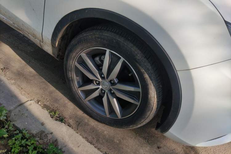 Used CHANGAN Eado 2015 1.6L Automatic Junku Model China IV Standard Right Front Wheel Hub