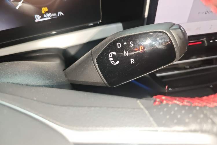 Used Volkswagen Passat 2025 Pro 380TSI Starry Dragon Edition
