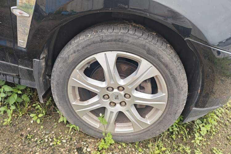 Used Cadillac SRX 2011 3.0L Luxury Model Right Front Wheel Hub