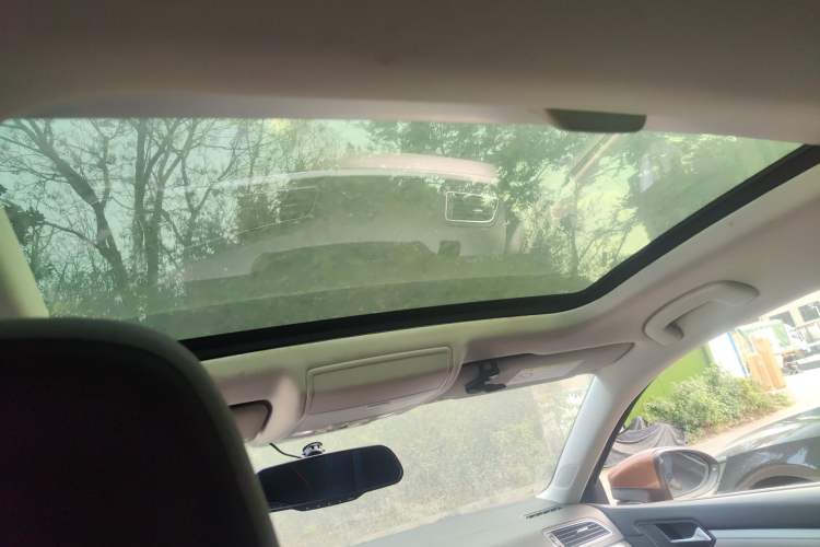 Used Volkswagen Lamando 2017 230TSI DSG Fashion Edition
