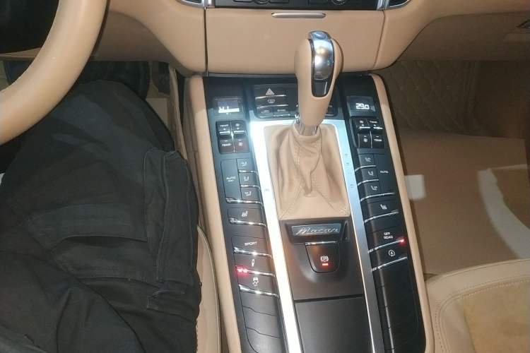 Used Porsche Macan 2014 Macan 2.0T