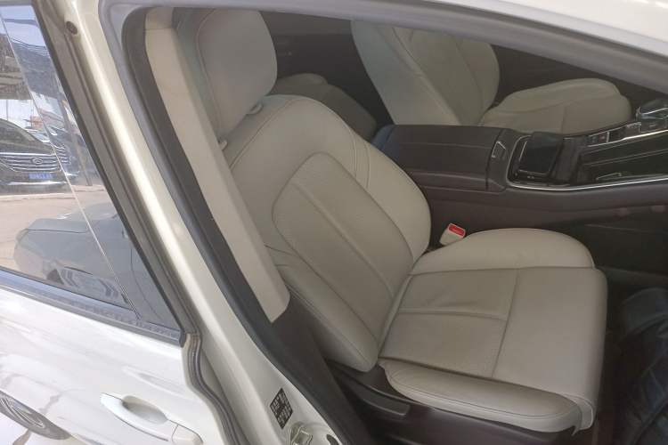 Used GAC Trumpchi M8 2021 Lingxiu Series 390T Deluxe Edition Right Front Seat