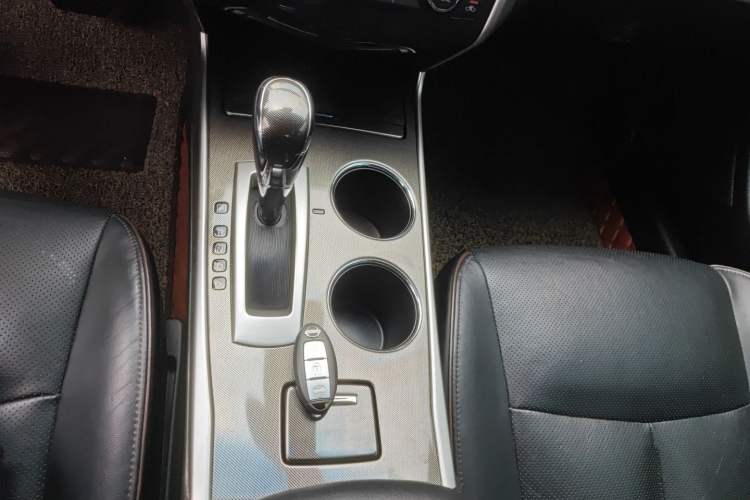 Used Nissan Teana 2014 Duke 2.5L XV Glory Edition Gear Lever