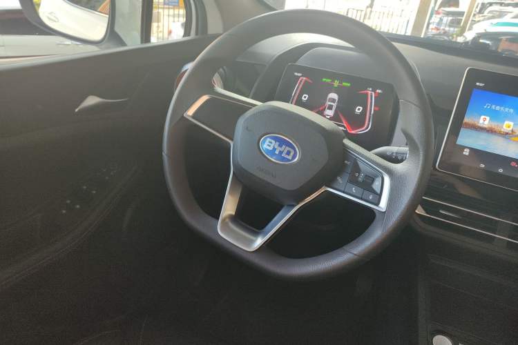Used BYD S2 2019 Smart Standard Version