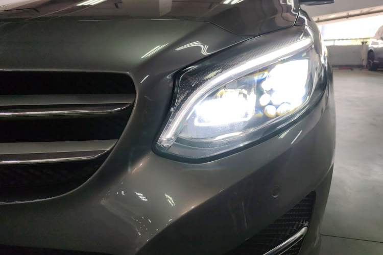 Used Mercedes-Benz B-Class 2017 B 200 Fashion Model
