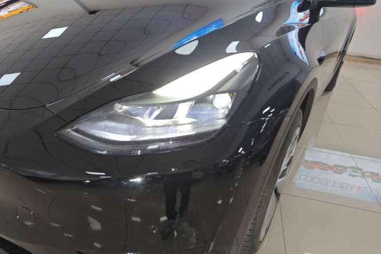 Used Tesla Model Y 2022 Rear-Wheel-Drive Version
