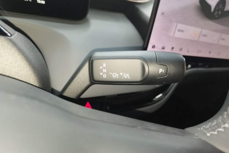 Used Zeekr MIX 2025 Intelligent Driving Version
