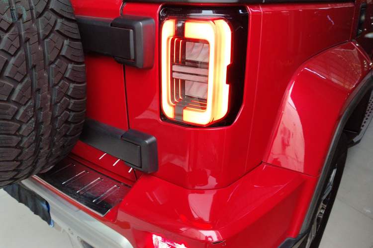 Used BAIC Off-Road BJ40 2023 2.0T Automatic Four-Wheel Drive Urban Hunter Edition Chivalrous Type
