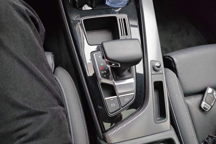 Used Audi A4L 2023 40 TFSI Luxury Dynamic Model