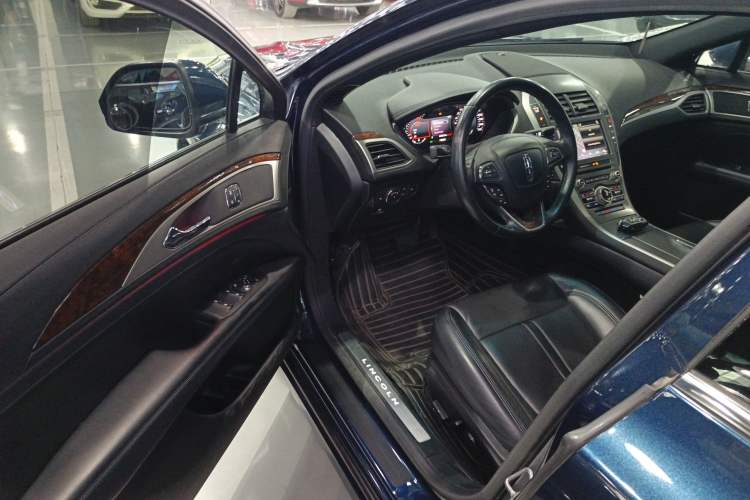 Used Lincoln MKZ 2017 2.0T Luxury Edition