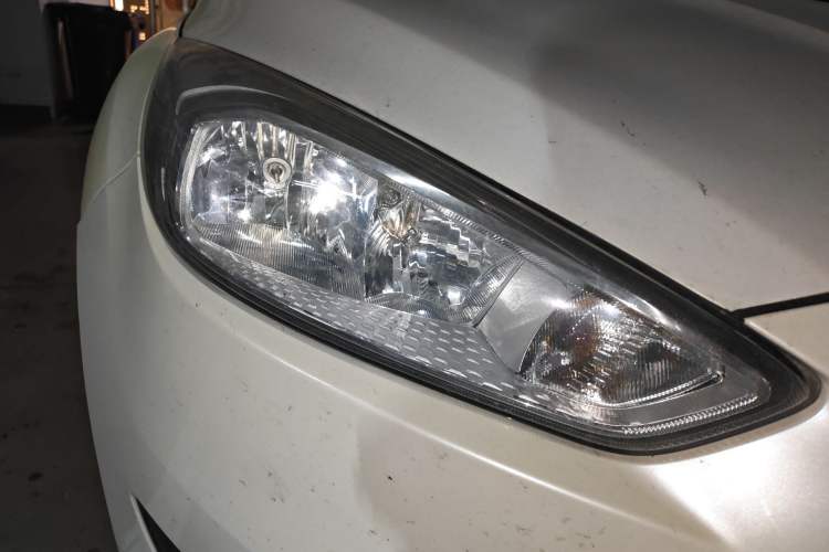 Used Ford Focus 2017 Sedan 1.6L Automatic Fashion Edition Smart Drive Version