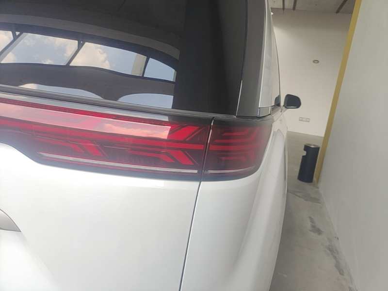 Used Denza D9 2024 DM-i 980 Four-Wheel Drive Prestige Model – Executive — 7