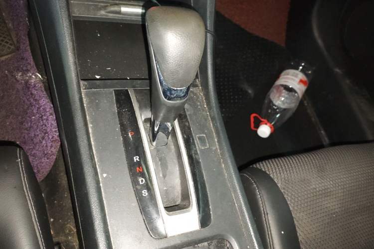 Used Honda Jade 2014 1.8L Automatic Comfort Elite Version 5 Seats