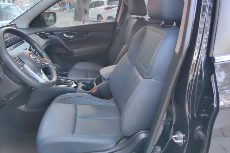 Used Nissan Qashqai 2025 Honor 2.0L CVT XV Genuine Edition