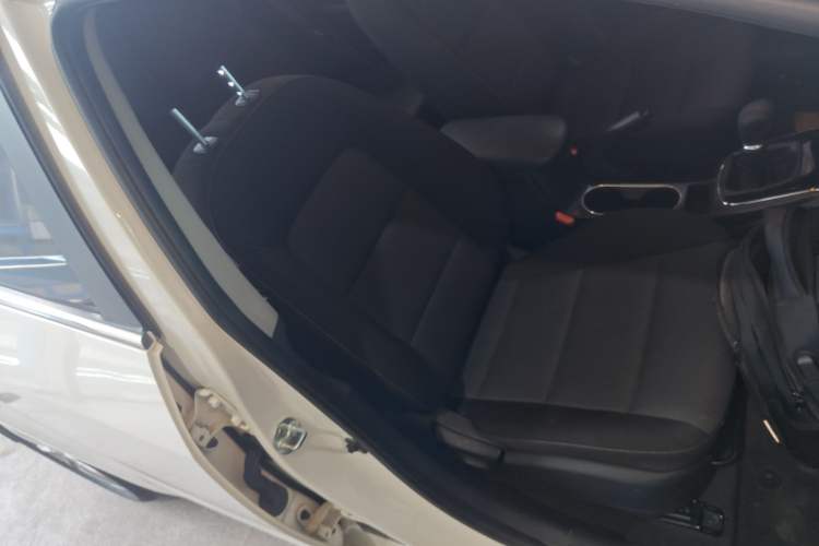 Used Kia K3 2016 1.6L Manual GLS