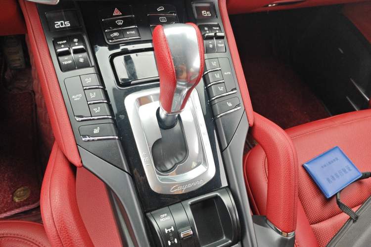 Used Porsche Cayenne 2014 3.6T Automatic Transmission U.S. Specification
