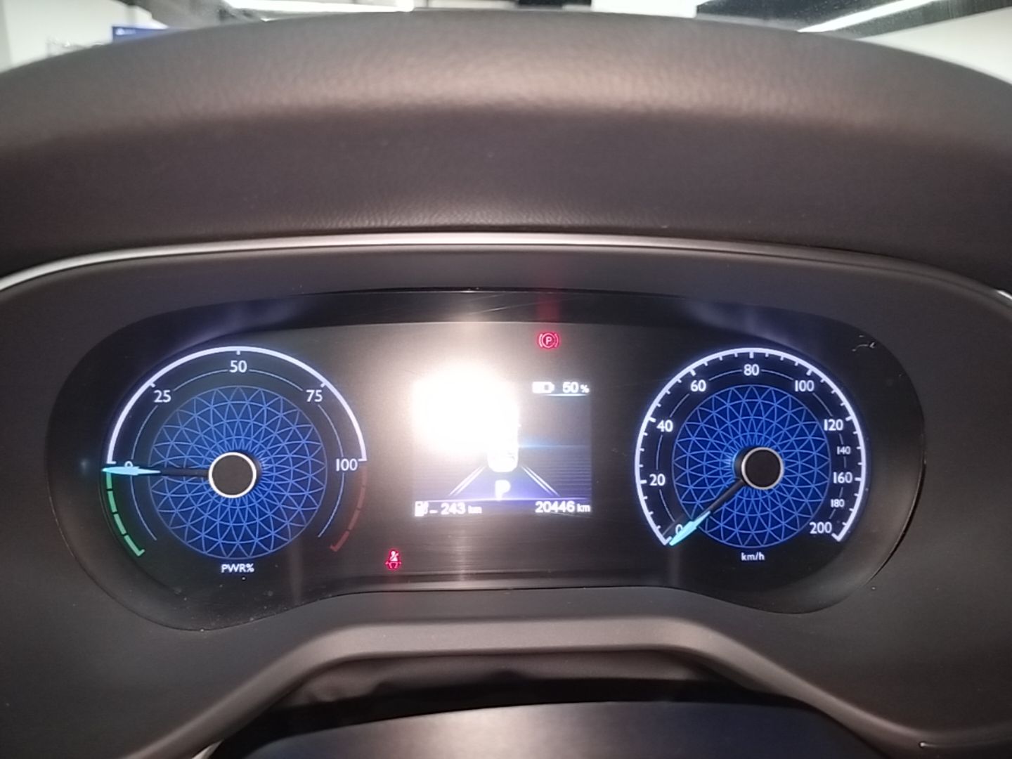 Hongqi E-QM5 2024 500km Range Edition — снимка 14