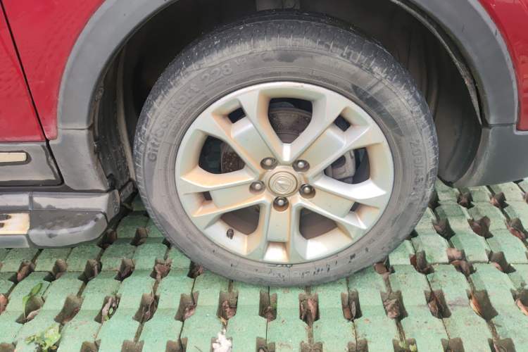 Used CHANGAN CS15 2016 1.5L Manual Comfort Edition Right Front Wheel Hub