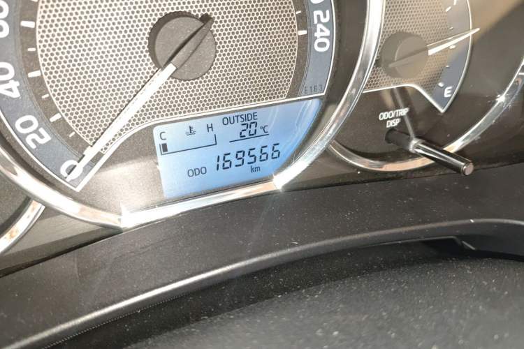 Used Toyota Levin 2014 1.6E Manual New Edition