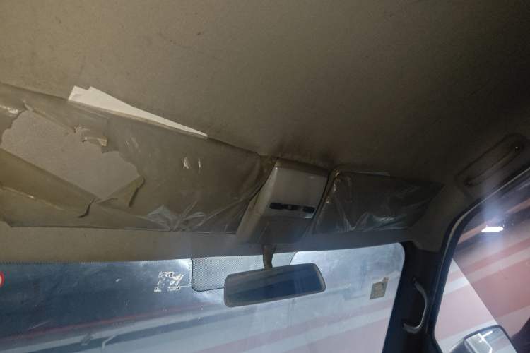 Used Dongfeng Yufeng EM26 
