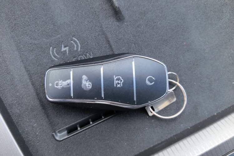 Used BYD Han L 2025 EV Four-Wheel Drive LiDAR Flagship Model
