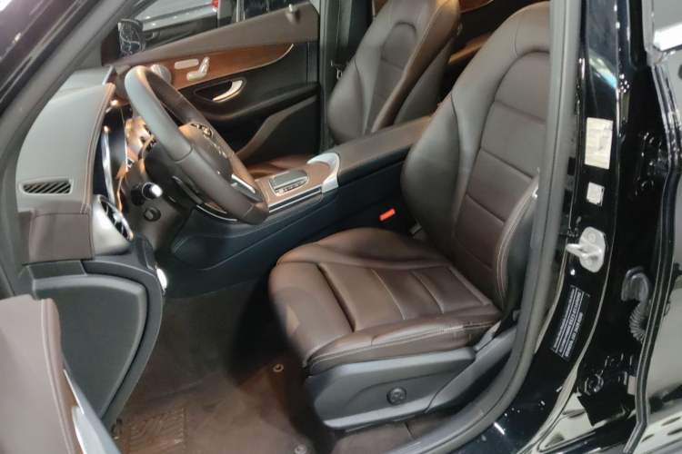 Used Mercedes-Benz GLC 2021 GLC 300 L 4MATIC Dynamic Model
