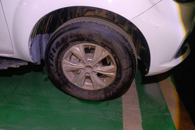 Used Dongfeng Ruichi 6 2020 2.3T Manual Two-Wheel Drive Diesel Standard Version China VI Emission Standard with Long Cargo Bed M9T