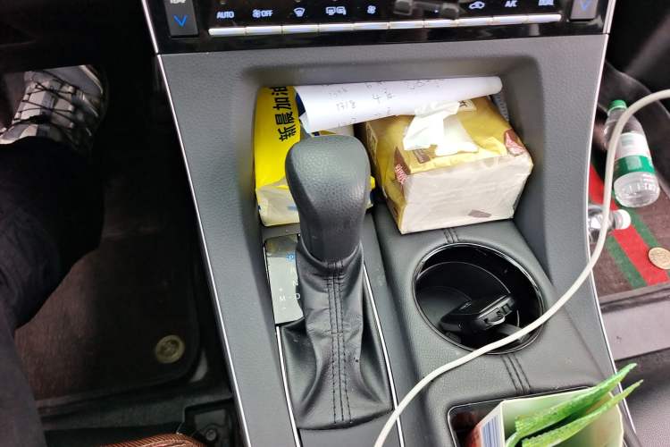 Used Toyota Avalon 2019 2.0L Ambition Edition China VI
