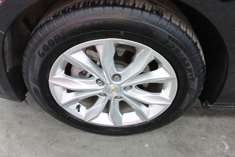 Used Chevrolet Malibu XL 2021 535T Automatic Sport Edition Left Front Wheel Hub