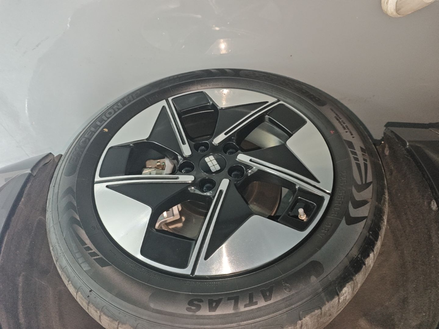 Geely Galaxy E5 2026 Model 610km Exploration+ Edition — снимка 11