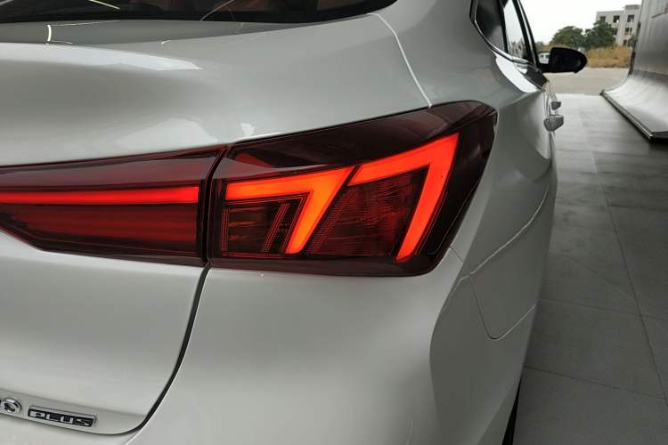 Used Changan Eado 2025 PLUS 1.4T Dual-Clutch High-Energy Version