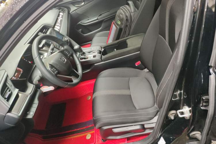 Used Honda Civic 2021 HATCHBACK 220TURBO CVT Trendy Cool Edition