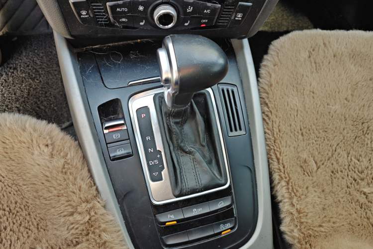 Used Audi Q5 2017 Plus 40 TFSI Ambition Model