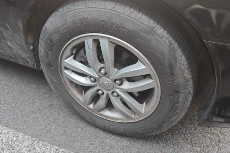 Used Hyundai Celesta 2011 1.6L Automatic Top-Tier Version
