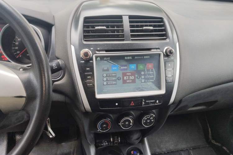 Used Mitsubishi ASX 2013 1.6L Manual Two-Wheel Drive Standard Edition