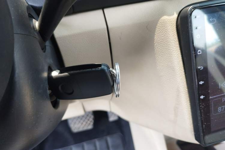 Used Skoda Fabia 2014 1.4L Automatic Crystal Edition
