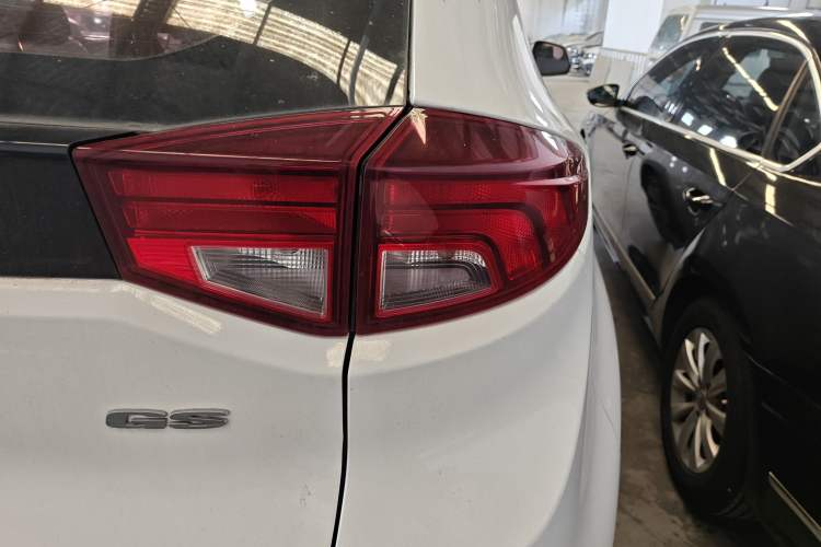 Used MG GS 2016 1.5TGI Manual Value Edition Right Rear Taillight