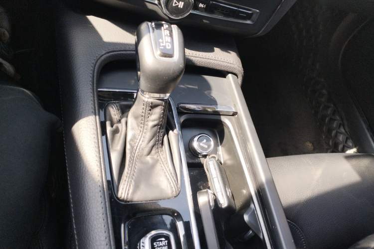 Used Volvo V90 2020 Facelifted Cross Country T5 AWD Zhiyuan Edition