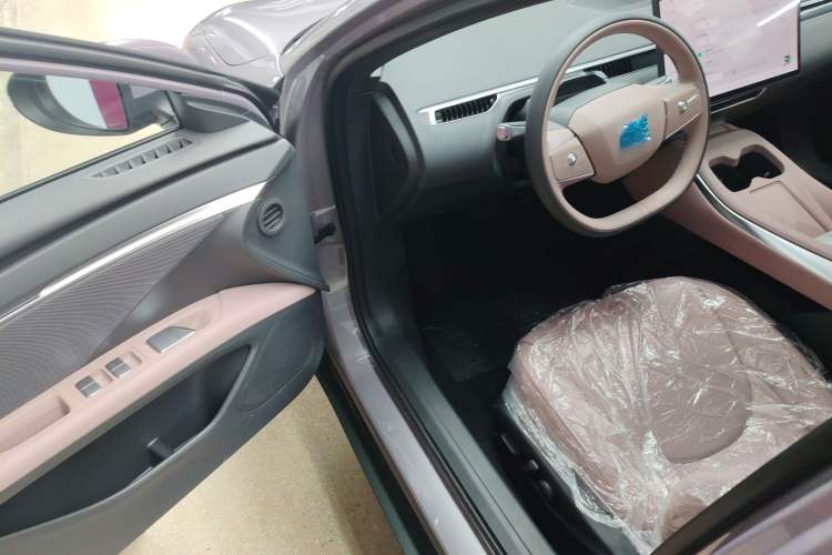 Used XPeng MONA M03 2025 620 Ultra-Long Range Plus
