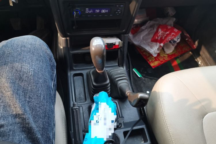 Used Leopaard Heijingang 2013 2.2L Manual Two-Wheel Drive Standard Version
