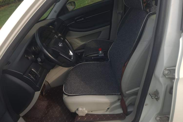 Used BAIC Senova D50 2015 1.5L Manual Comfort Value Navigation Edition