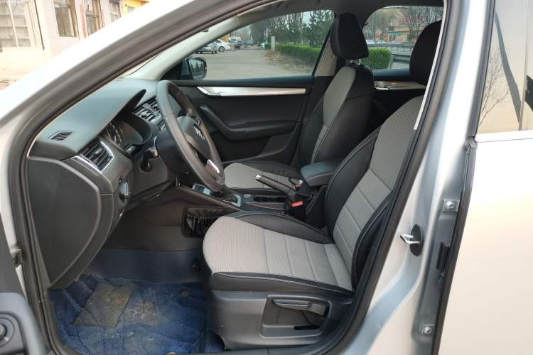 Used Skoda Octavia 2017 1.6L Automatic Chuanxing Edition
