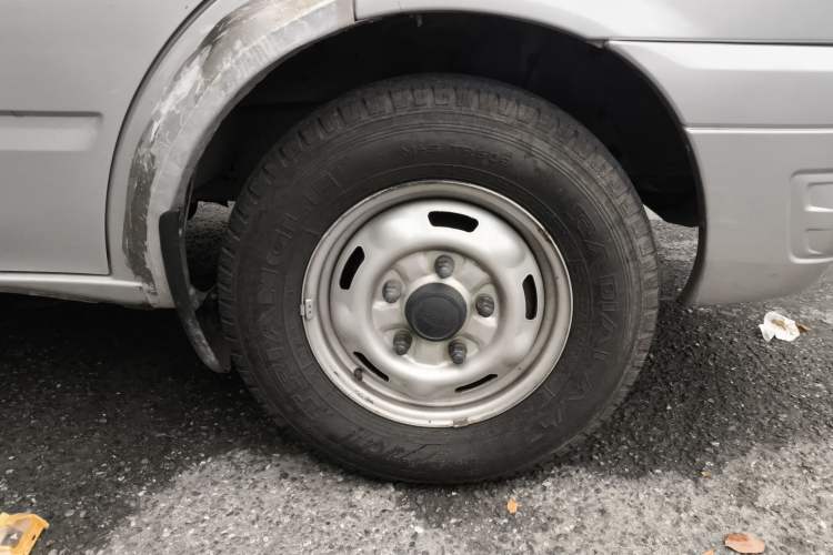 Used Ford Transit Custom 2015 2.4T Short-Wheelbase 6-Seater Mid-Roof Multi-Purpose Vehicle
