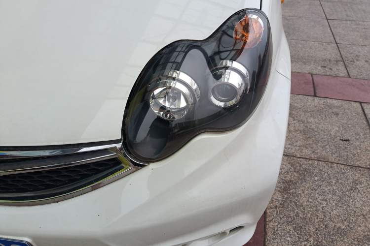 Used BYD F0 2015 1.0L AMT XuanKu Model Left Front Headlight