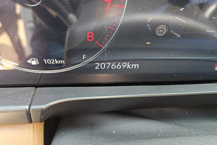 Used Buick GL8 2021 ES Landtrek 653T Comfort Edition
