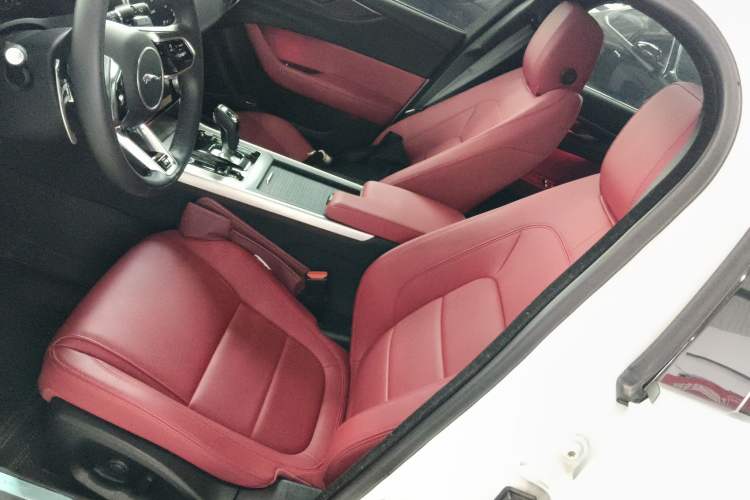 Used Jaguar XEL 2024 2.0T 250 PS R-DYNAMIC S Advanced Sport Edition
