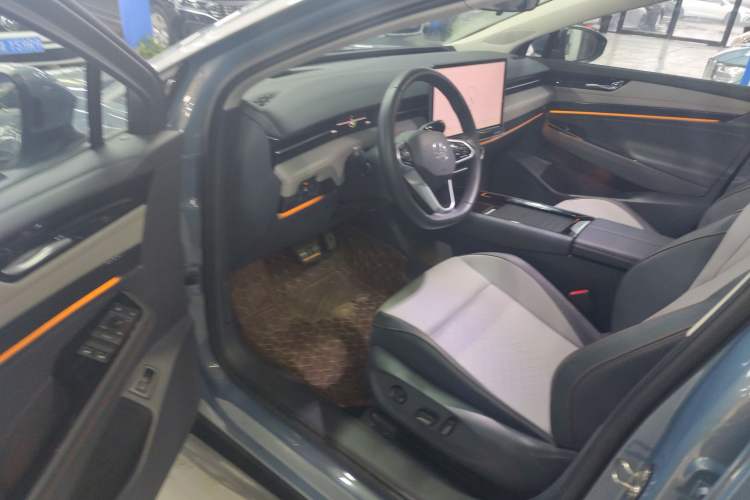 Used Volkswagen ID.7 VIZZION 2024 AIR model
