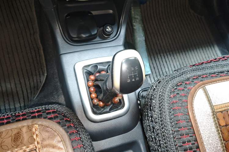 Used Suzuki Liana 2012 Hatchback 1.4 VVT Manual Luxury Model
