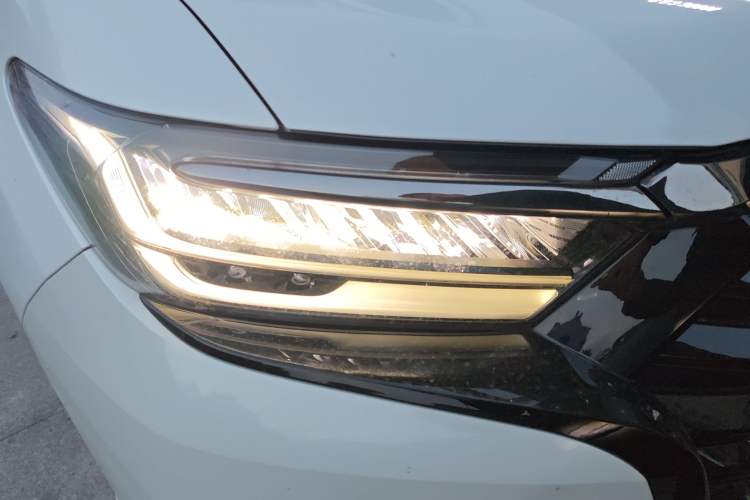 Used Honda Elysion 2022 2.0L eHEV Comfort Version
