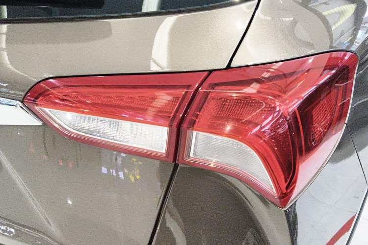 Used Buick Envision 2018 28T Four-Wheel Drive Luxury Model